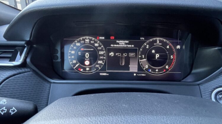 Range Rover Velar R-Dynamic Pano AHK 22