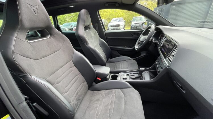 Ateca 2,0TSi VZ 4Drive Pano Navi 360° Hurricane