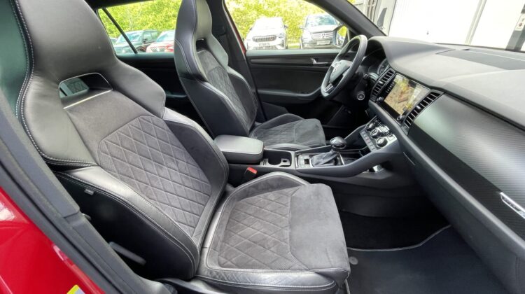 Kodiaq 2,0TDi Sportline 4×4 20″ Pano 360° Memory