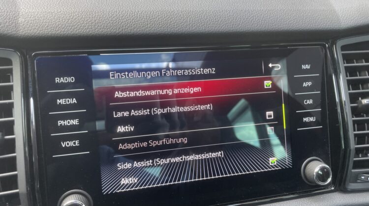 Kodiaq 2,0TDi Sportline 4×4 20″ Pano 360° Memory