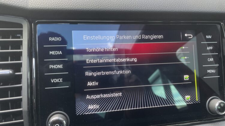 Kodiaq 2,0TDi Sportline 4×4 20″ Pano 360° Memory