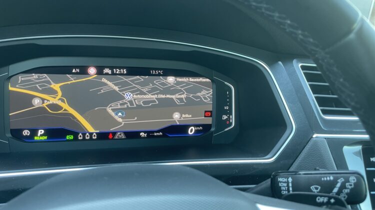 Tiguan 1,4TSi Elegance eHybrid PlugIn AHK Key Kamera