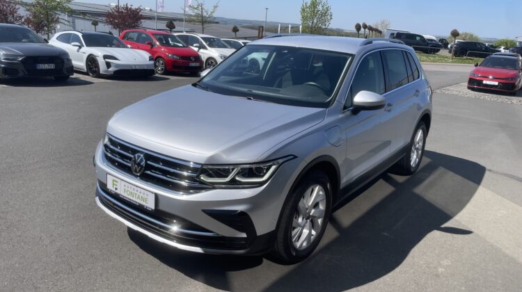 Tiguan 1,4TSi Elegance eHybrid PlugIn AHK Key Kamera
