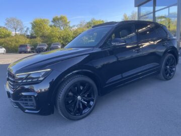 Touareg 3,0TDi R-Line STandhz Pano Luft AHK IQ