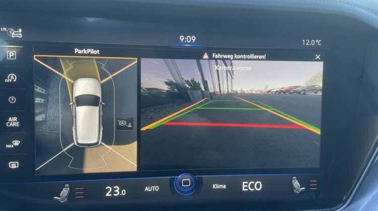 Touareg 3,0TDi R-Line STandhz Pano Luft AHK IQ