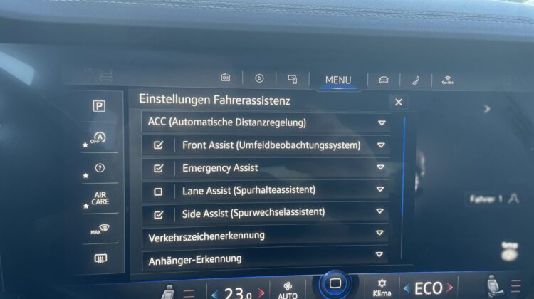 Touareg 3,0TDi R-Line STandhz Pano Luft AHK IQ