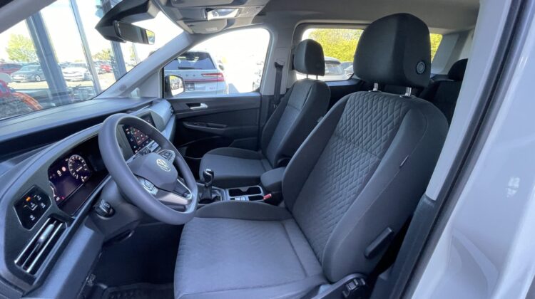 Caddy 1,5TSi 6-Gang Life Flügel AHK Carplay Kam