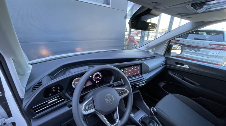 Caddy 1,5TSi 6-Gang Life Flügel AHK Carplay Kam