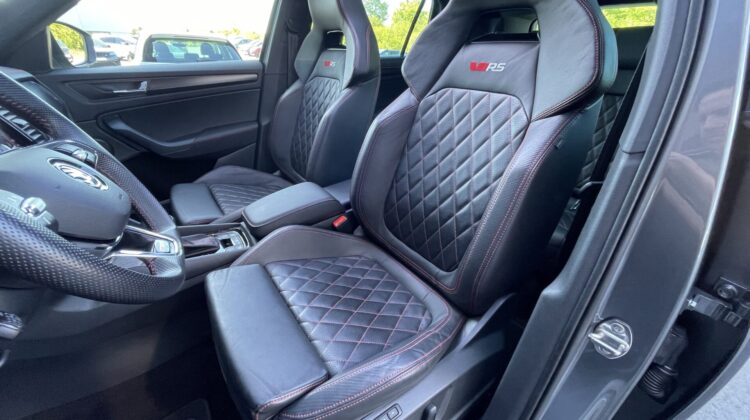 Kodiaq RS 2,0TSi 4×4 Pano AHK Voll-Leder 360°