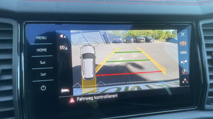 Kodiaq RS 2,0TSi 4×4 Pano AHK Voll-Leder 360°