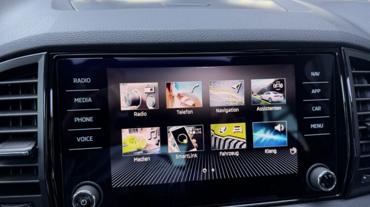 Karoq 2,0TSi Sportline 4×4 Pano AHK19