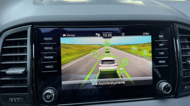Karoq 2,0TSi Sportline 4×4 Pano AHK19