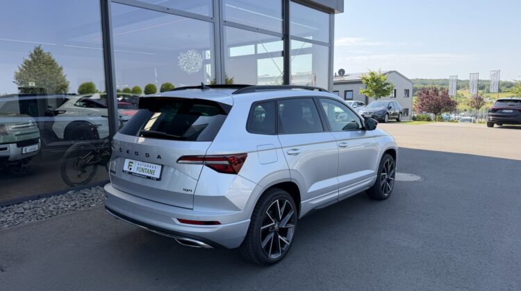 Karoq 2,0TSi Sportline 4×4 Pano AHK19