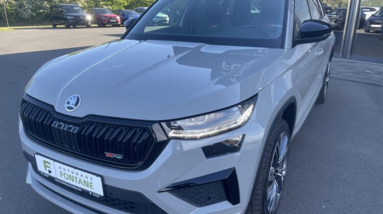 Kodiaq 2,0TSi RS 4×4 Pano AHK 360°Canton Leder