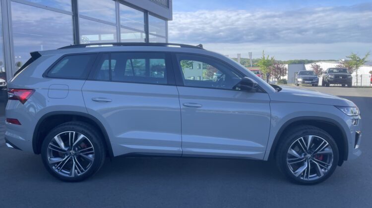 Kodiaq 2,0TSi RS 4×4 Pano AHK 360°Canton Leder
