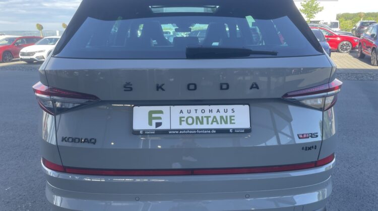Kodiaq 2,0TSi RS 4×4 Pano AHK 360°Canton Leder