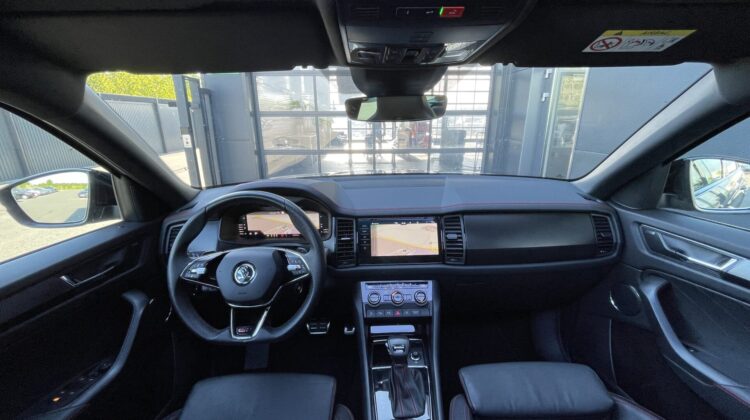 Kodiaq 2,0TSi RS 4×4 Pano AHK 360°Canton Leder