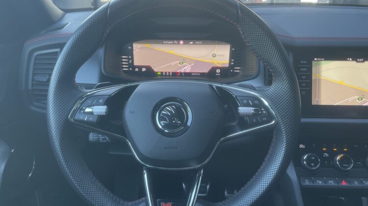 Kodiaq 2,0TSi RS 4×4 Pano AHK 360°Canton Leder
