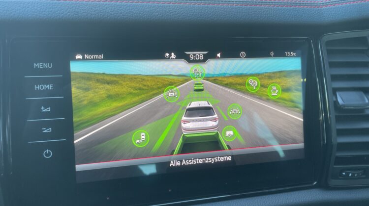 Kodiaq 2,0TSi RS 4×4 Pano AHK 360°Canton Leder