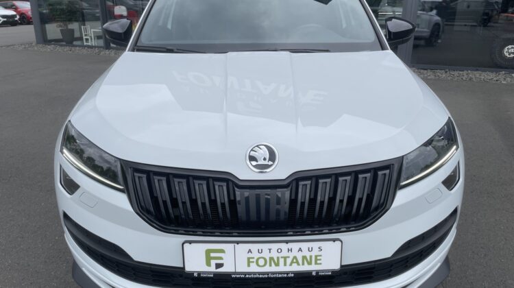 Karoq 2,0TSi Sportline 4×4 19″ AHK 360° Keyless