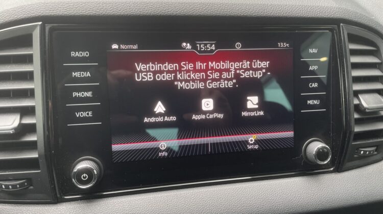 Karoq 2,0TSi Sportline 4×4 19″ AHK 360° Keyless