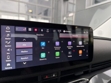 500e Cabrio La Prima 42kwh Leder JBL Sound Navi