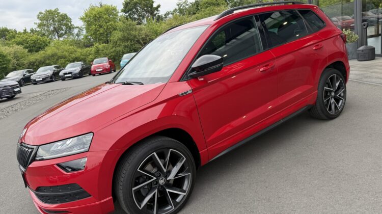 Karoq 2.0TSI Sportline 4×4 DSG Pano 19″ Kamera