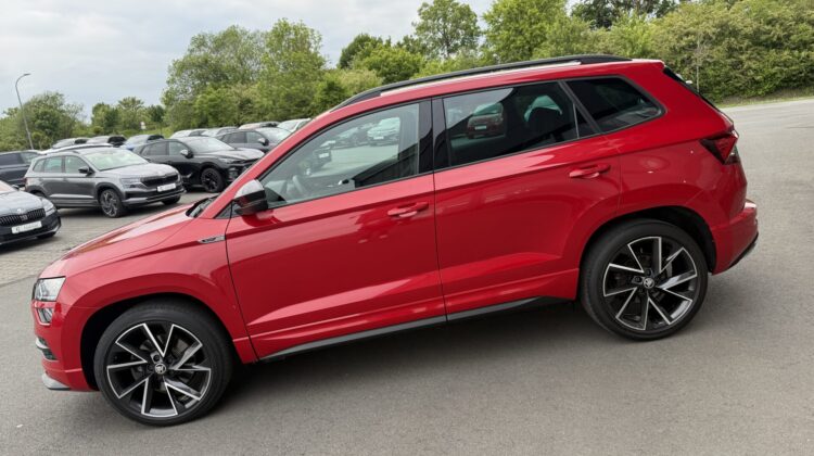 Karoq 2.0TSI Sportline 4×4 DSG Pano 19″ Kamera