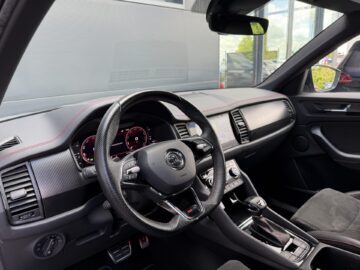 Kodiaq RS 4×4 eAHK 20″ Kamera Columbus DCC Lane