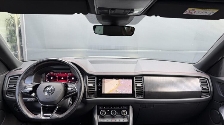 Kodiaq RS 4×4 eAHK 20″ Kamera Columbus DCC Lane
