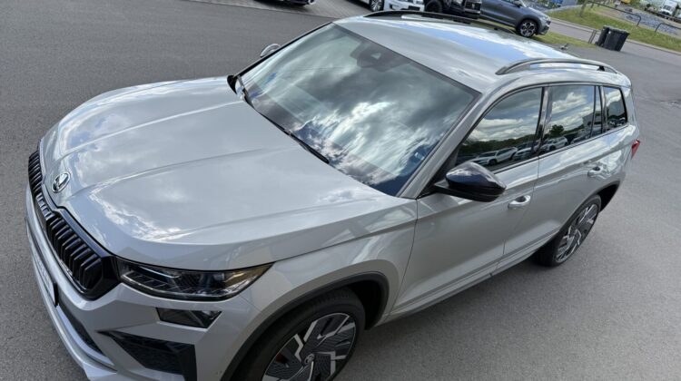 Kodiaq RS 4×4 eAHK 20″ Kamera Columbus DCC Lane