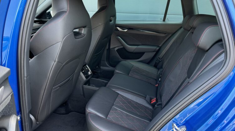 Octavia Kombi 2.0TSI RS 19″Leder Canton Facelift