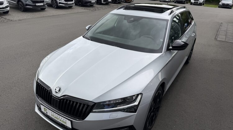 Superb Kombi 2,0TDi Sportline 4×4 AHK Pano Canton