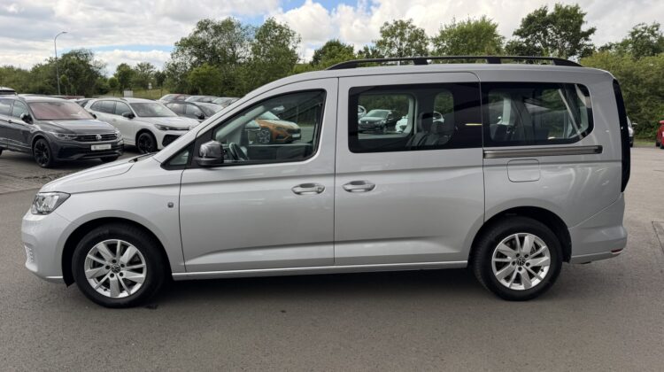 Caddy 2,0TDi Maxi 7-Sitze Schalter Carplay
