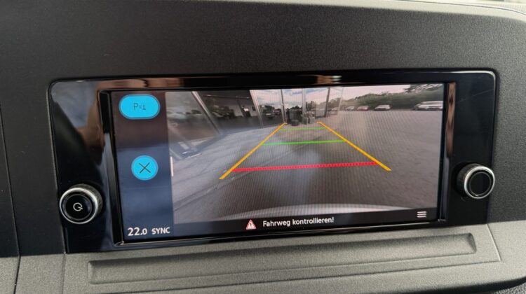Caddy 2,0TDi Maxi 7-Sitze Schalter Carplay