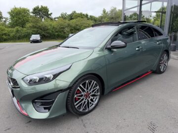 ProCeed GT Kombi Pano AHK Key Alcantara Kamera