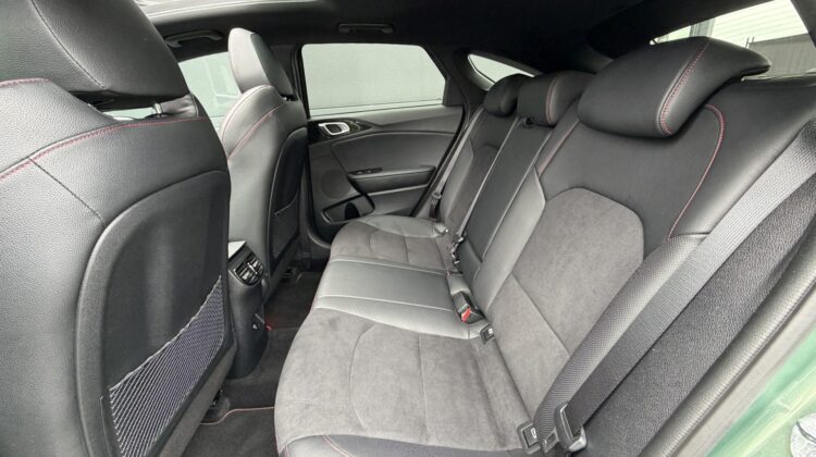ProCeed GT Kombi Pano AHK Key Alcantara Kamera