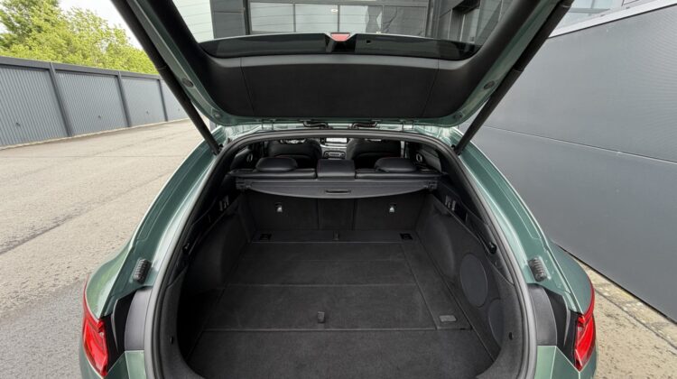 ProCeed GT Kombi Pano AHK Key Alcantara Kamera
