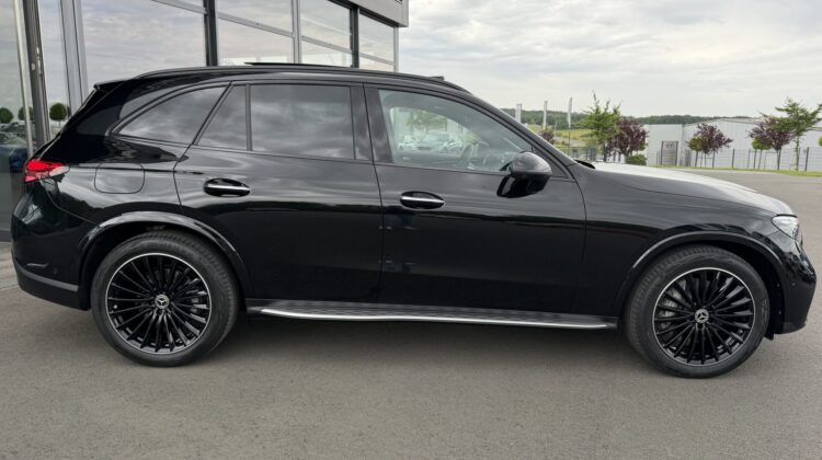 GLC 220d 4Matic AMG 20″ Pano AHKe HUD 360°Night Burmester