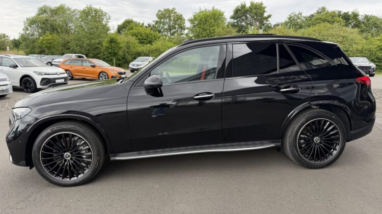 GLC 220d 4Matic AMG 20″ Pano AHKe HUD 360°Night Burmester