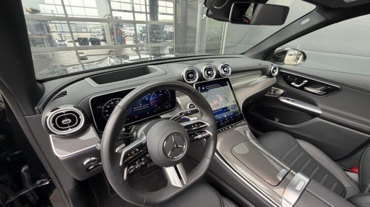 GLC 220d 4Matic AMG 20″ Pano AHKe HUD 360°Night Burmester
