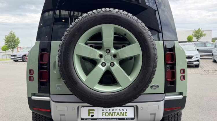 Defender 110 75th Limited Edition AHK 360° Leder