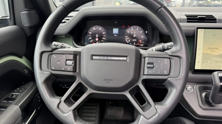 Defender 110 75th Limited Edition AHK 360° Leder
