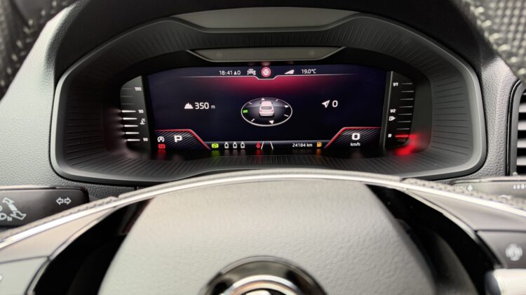 Karoq 1.5TSI DSG Sportline 19″ Kam Key Virtual