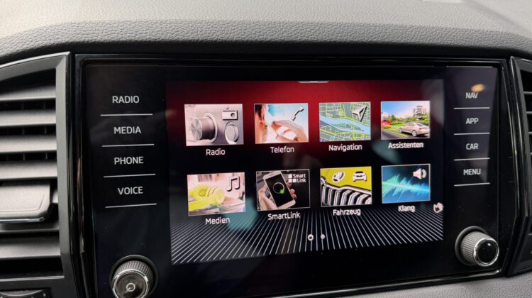 Karoq 1.5TSI DSG Sportline 19″ Kam Key Virtual