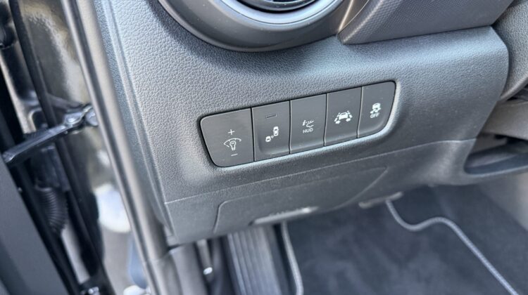 Kona 1,6 DCT Style 4WD Leder Krell Navi Kamera