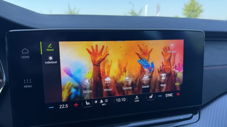 Octavia 2,0TDi Kombi RS 4×4 Pano AHK Standhz ACC