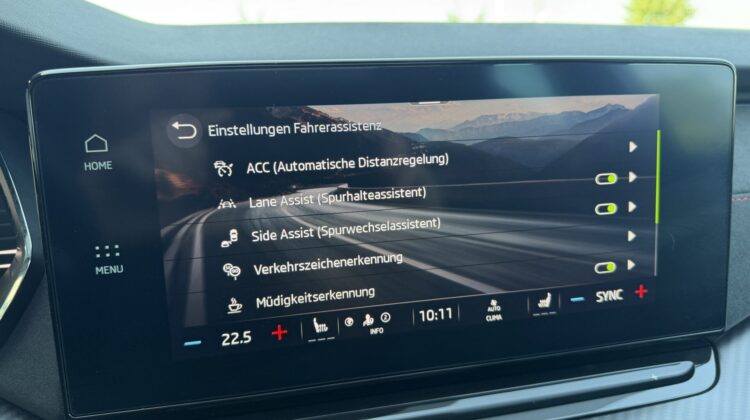 Octavia 2,0TDi Kombi RS 4×4 Pano AHK Standhz ACC