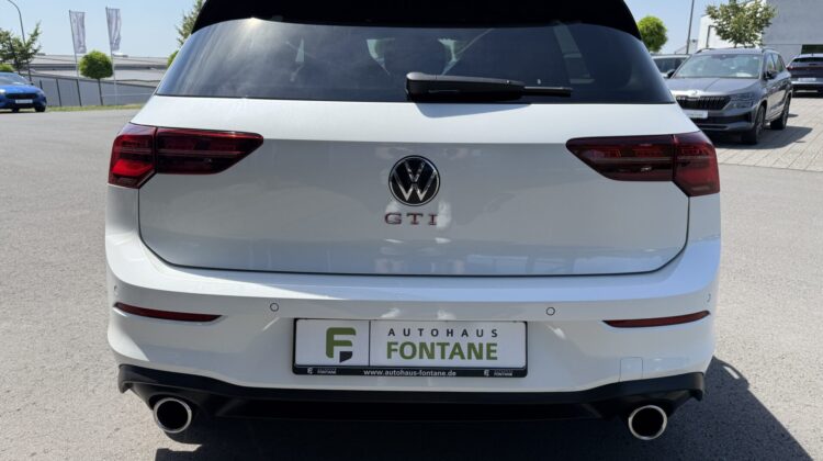 Golf VIII GTI Leder 19″ HK Sound ACC DCC Pano
