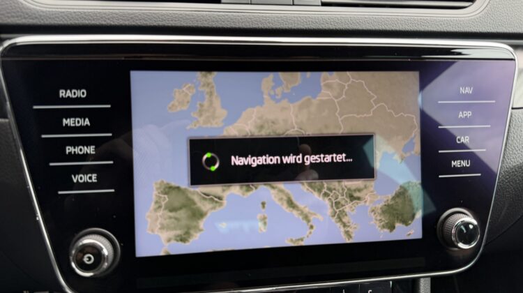 Superb 1,4TSi PlugIn Kombi Sportline iV AHK Sthz